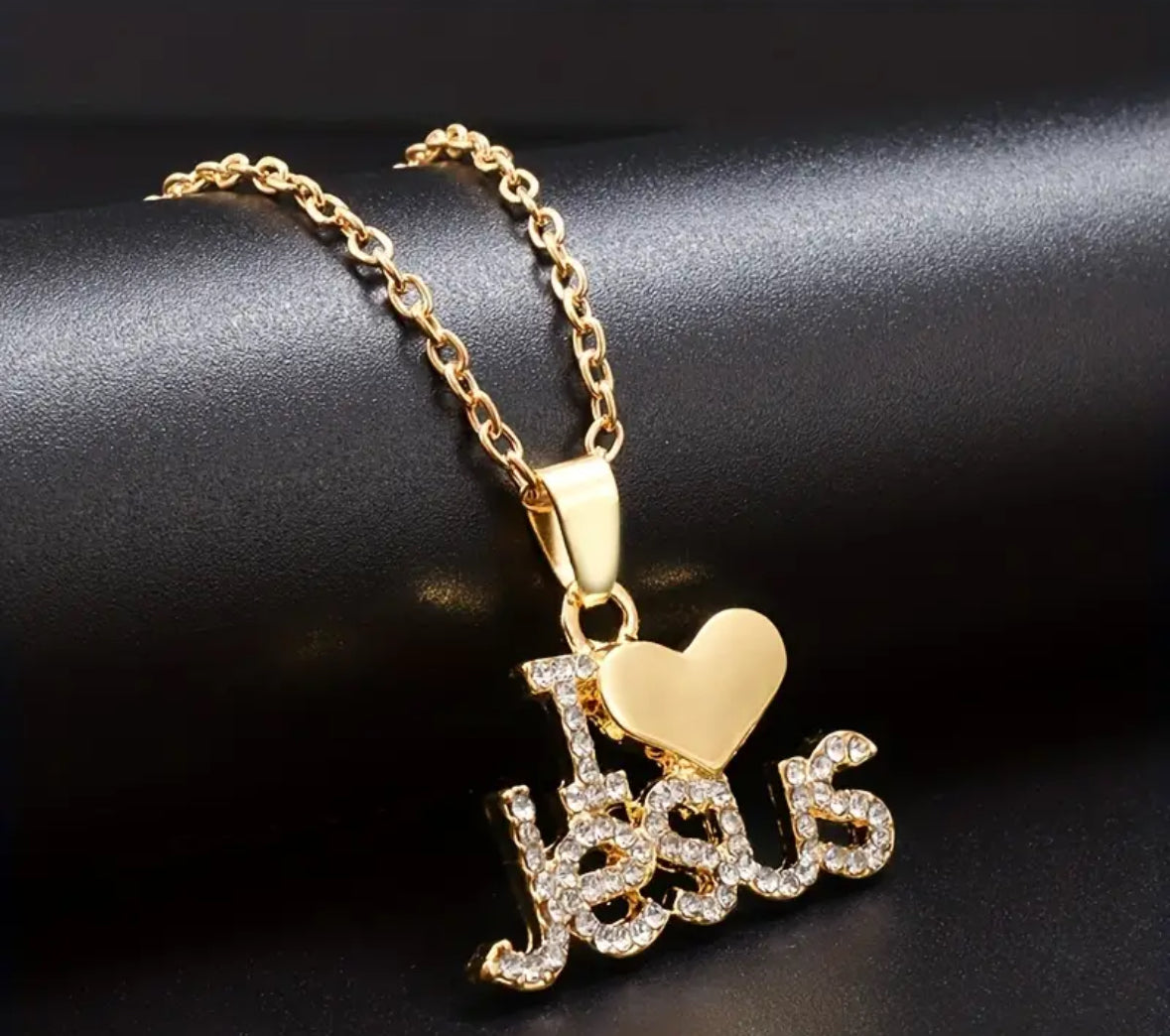 I love Jesus pendant necklace