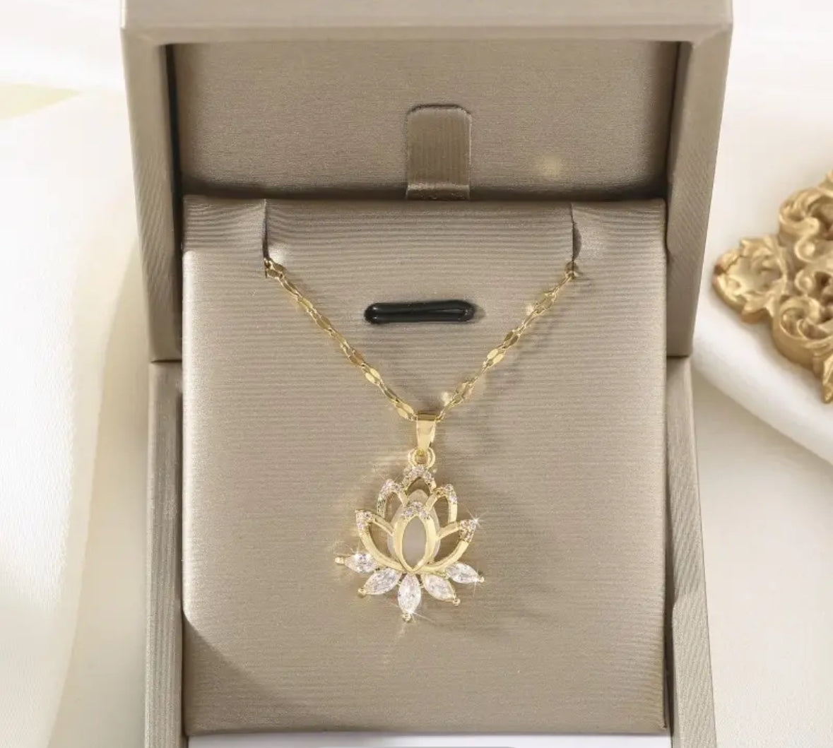 Lotus necklace