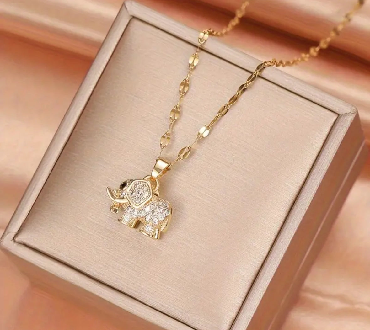 Elephant necklace