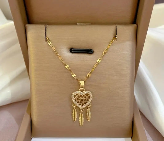 Women’s gold dream catcher Necklace